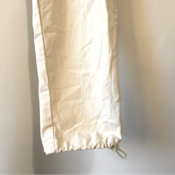 ASOS DESIGN Men’s White Cargo Regular Rise Tapered Pants Size 30x32 - Picture 4 of 11